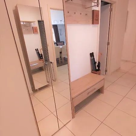 Marjori Met Gratis Parkeerplaats * オステンド